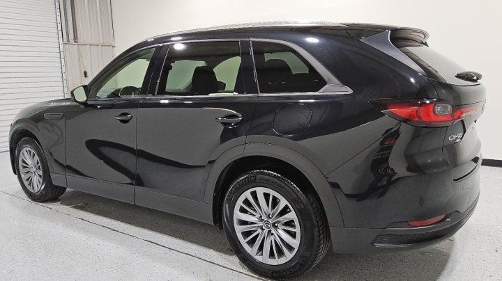 Mazda CX-90  2024