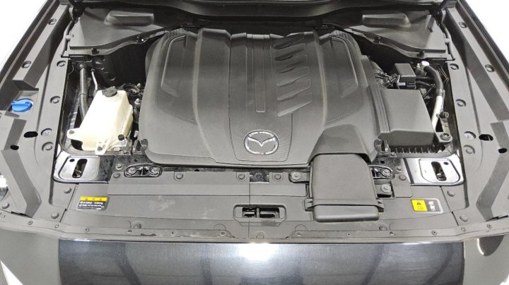 Mazda CX-90  2024