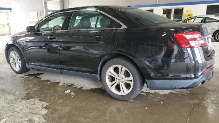 Ford TAURUS  2019