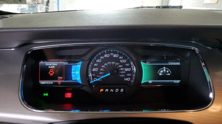 Ford TAURUS  2019