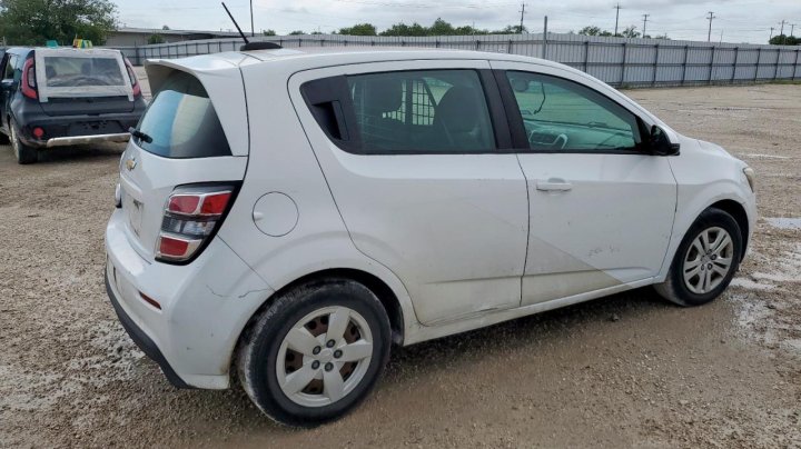 Chevrolet Sonic  2017