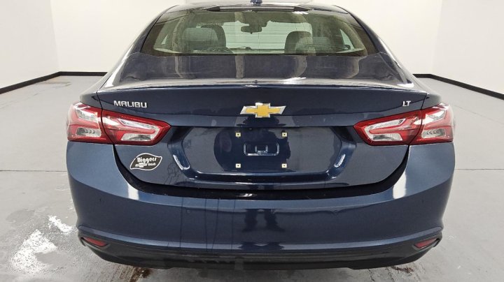 Chevrolet Malibu  2021