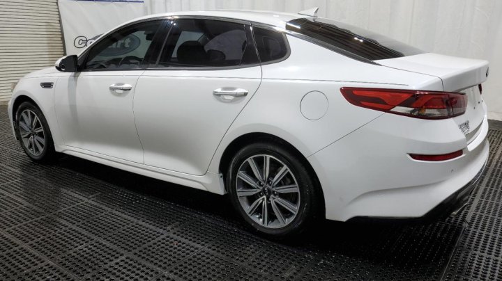 KIA Optima  2019