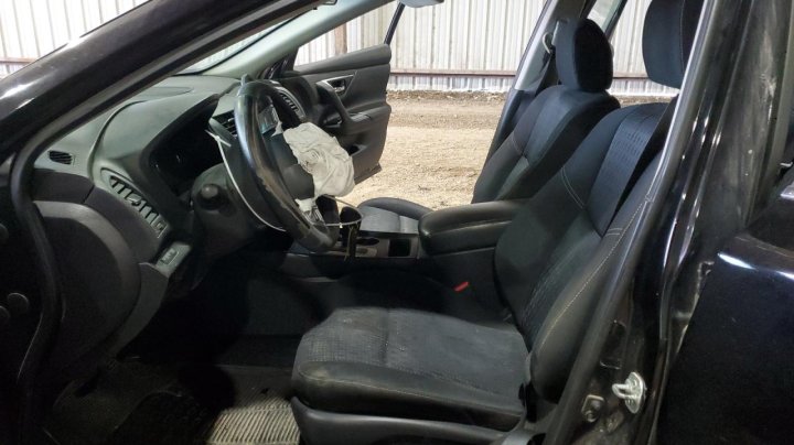 Nissan Altima  2016
