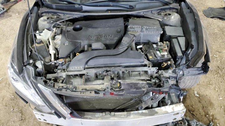 Nissan Altima  2016