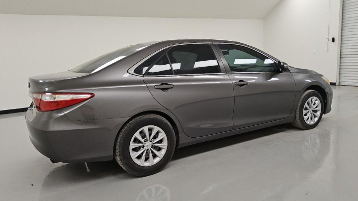 Toyota Camry  2016