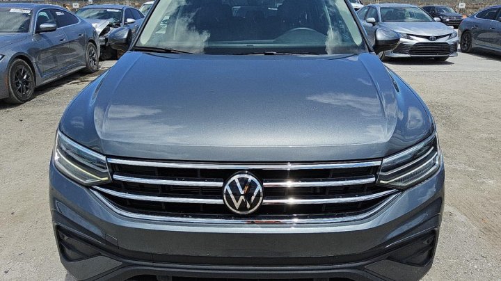 Volkswagen Tiguan  2024