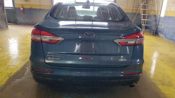 Ford FUSION  2019