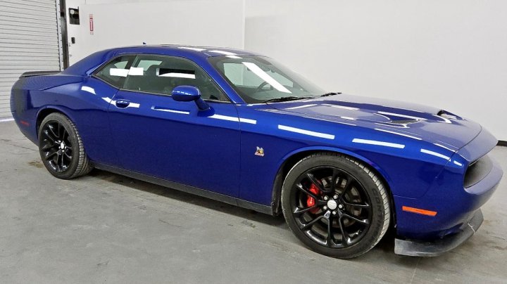 Dodge Challenger  2020