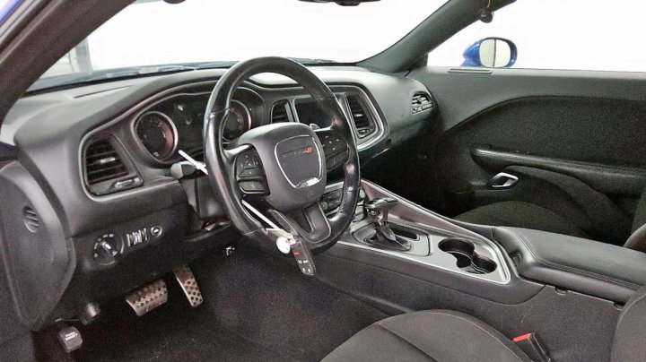 Dodge Challenger  2020