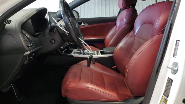 KIA STINGER  2019