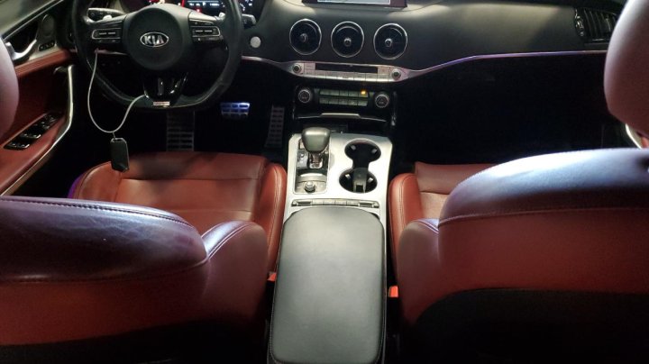 KIA STINGER  2019