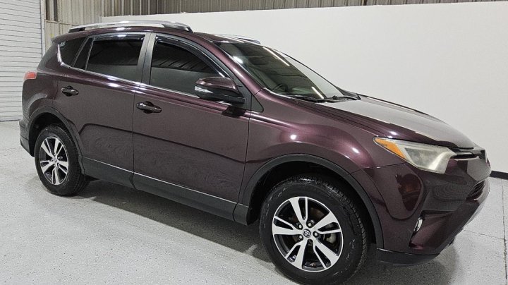 Toyota RAV4  2018