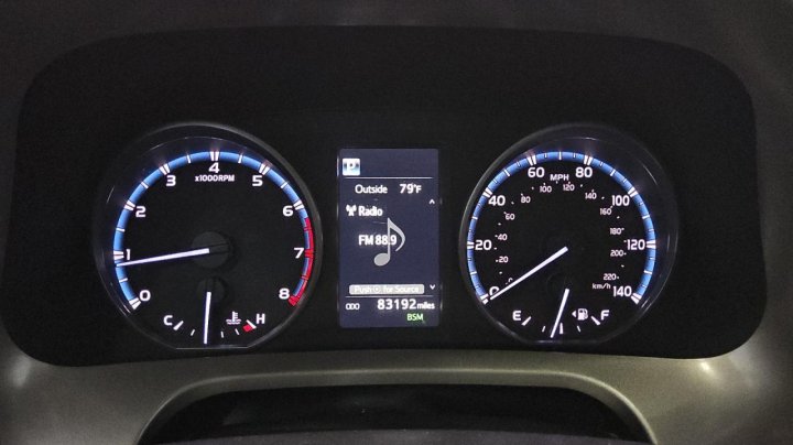 Toyota RAV4  2018