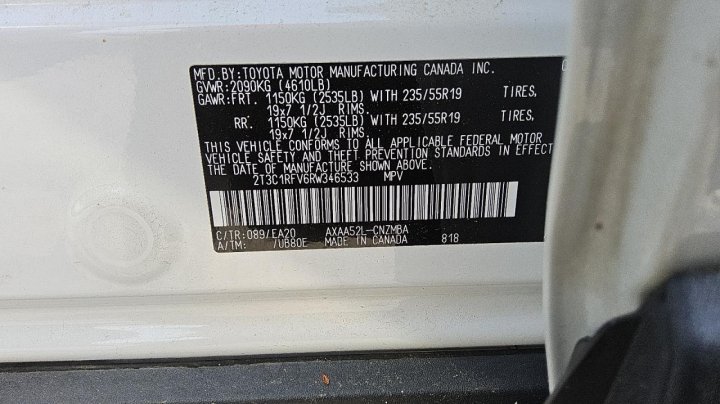 Toyota RAV4  2024