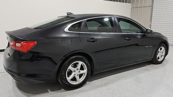 Chevrolet Malibu  2017