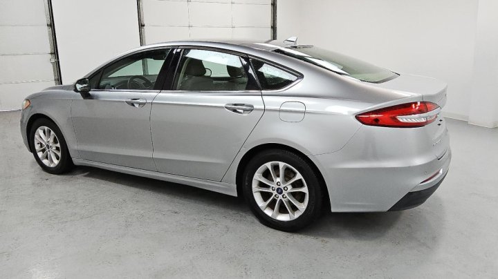 Ford FUSION  2020