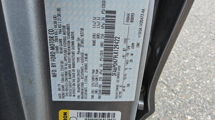 Ford FUSION  2020