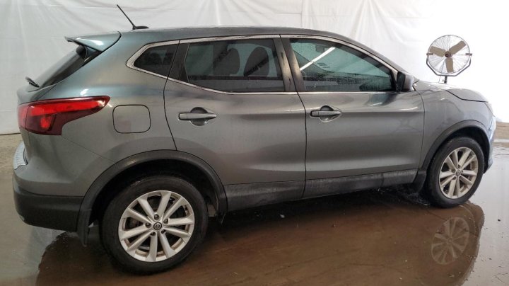 Nissan Rogue Sport  2019