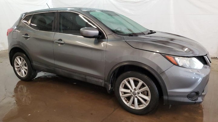 Nissan Rogue Sport  2019