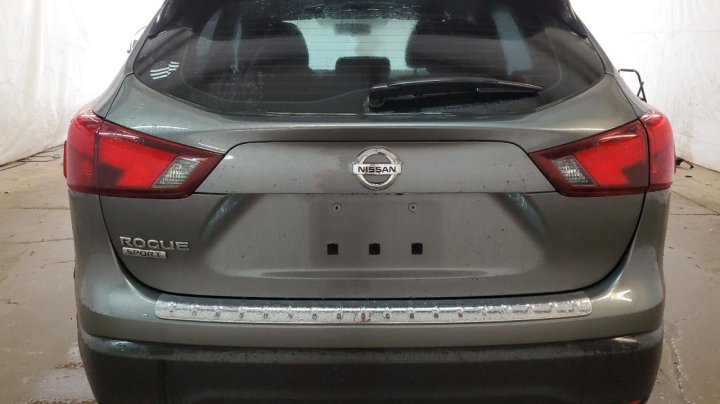 Nissan Rogue Sport  2019