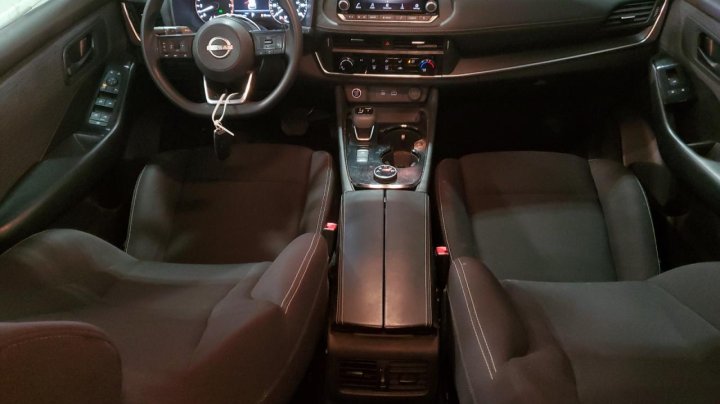 Nissan ROGUE  2023