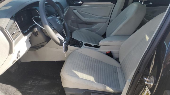 Volkswagen JETTA  2022