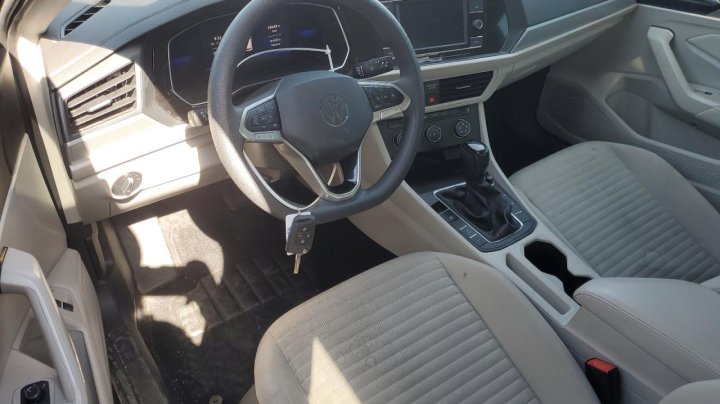 Volkswagen JETTA  2022
