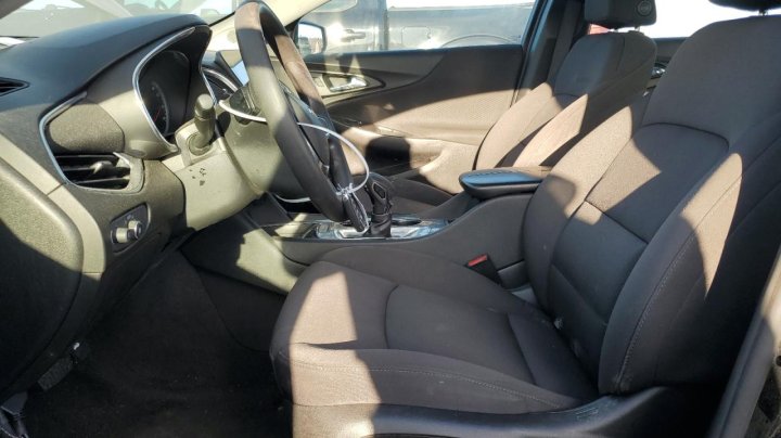 Chevrolet Malibu  2021