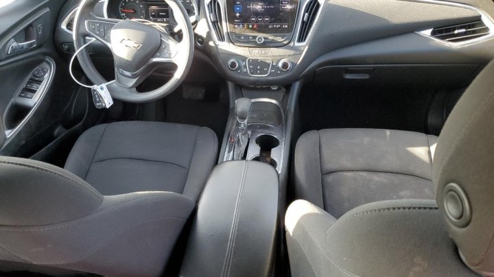Chevrolet Malibu  2021