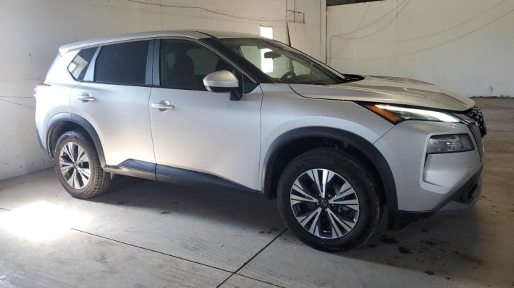Nissan ROGUE  2023