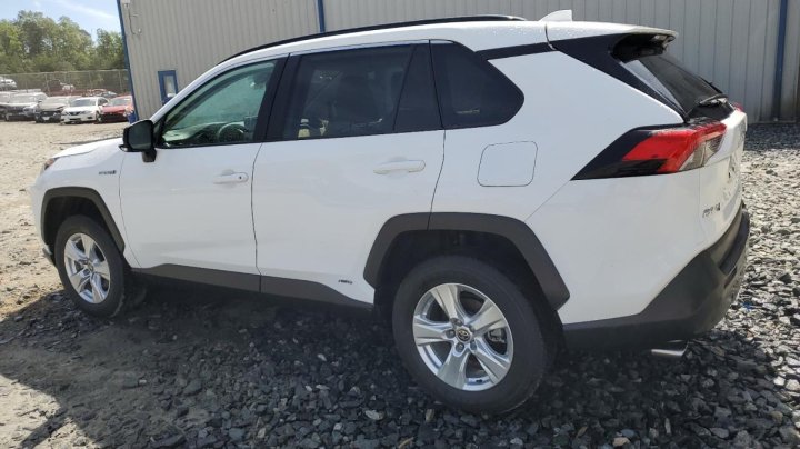 Toyota RAV4  2021