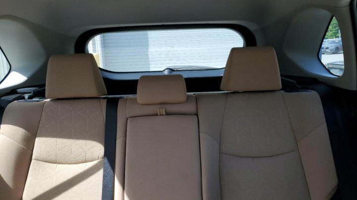 Toyota RAV4  2021