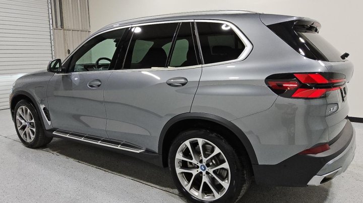BMW X5  2025