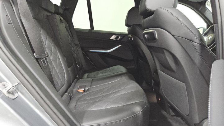 BMW X5  2025