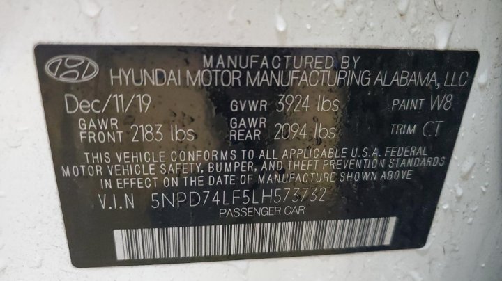 Hyundai Elantra  2020