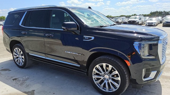 GMC YUKON  2023