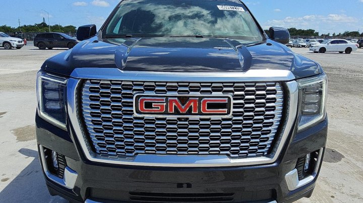 GMC YUKON  2023