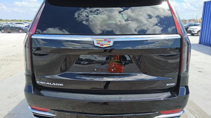 Cadillac Escalade  2023