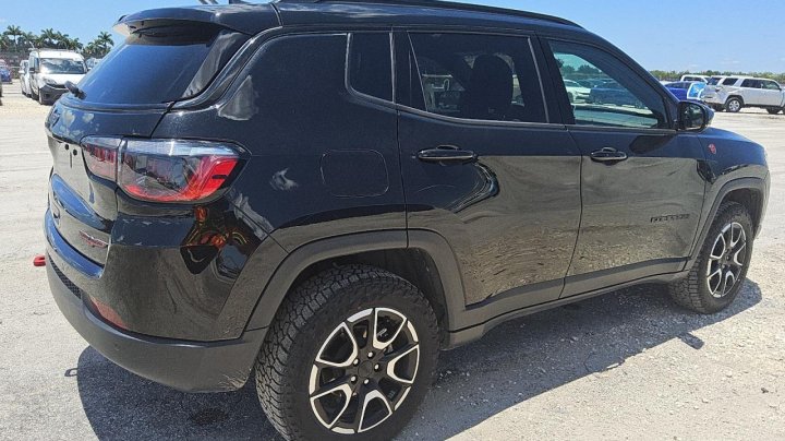 JEEP COMPASS  2024