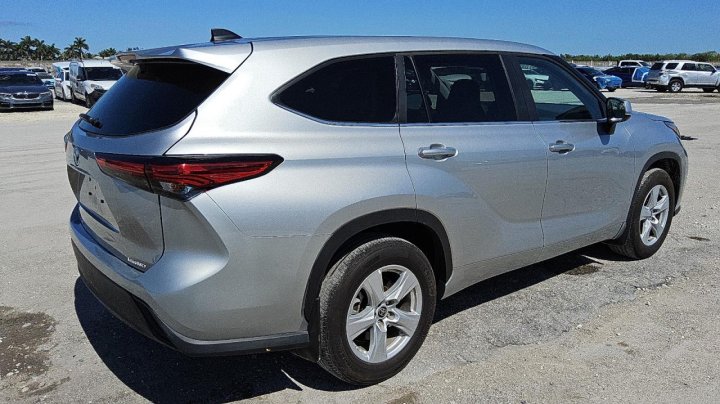 Toyota Highlander  2023