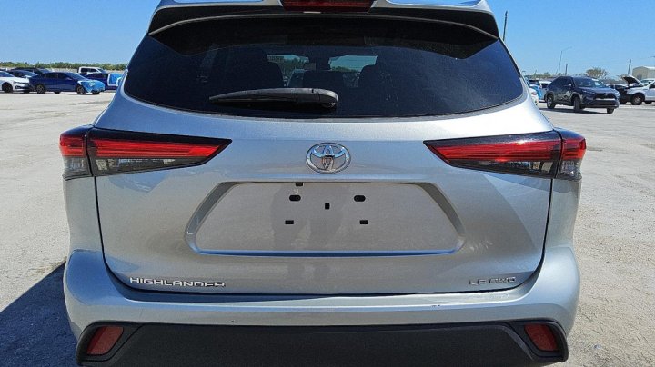 Toyota Highlander  2023