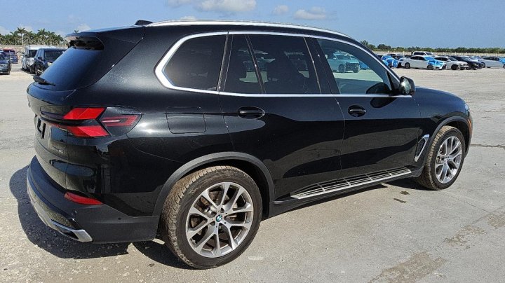 BMW X5  2024