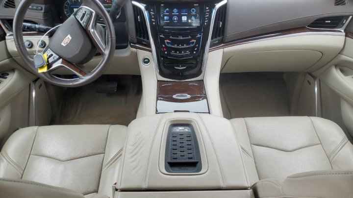 Cadillac Escalade  2016