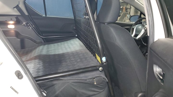 Toyota PRIUS C  2016