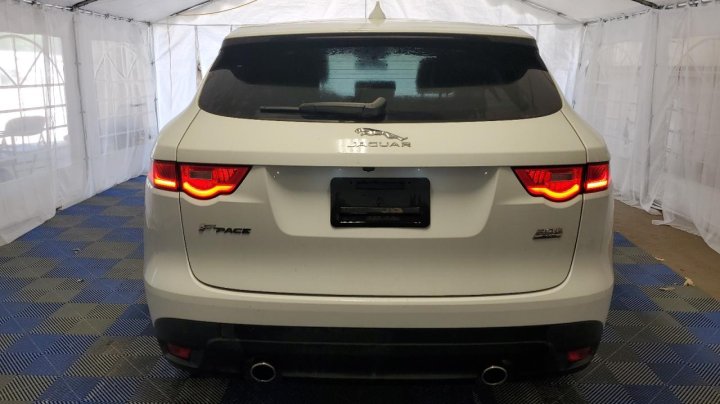 Jaguar F-Pace  2018
