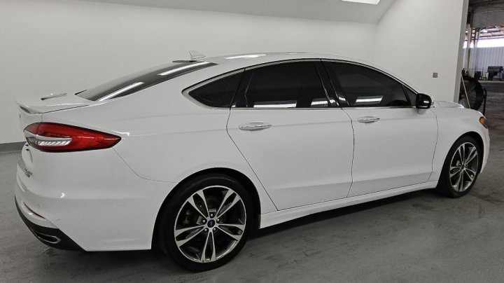 Ford FUSION  2019