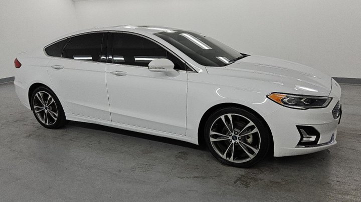 Ford FUSION  2019