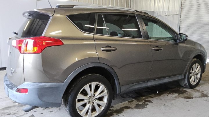 Toyota RAV4  2015