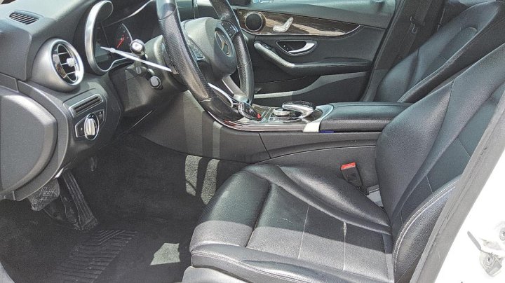Mercedes-Benz C  2015